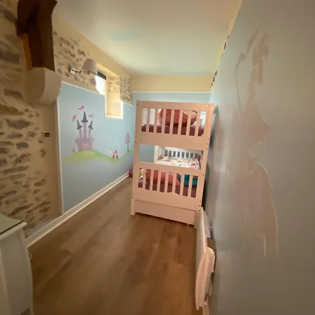 Гостевой дом De Jouas Saint-Remy (Aveyron)