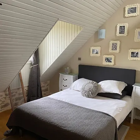 De Jouas Гостевой дом Saint-Remy (Aveyron)